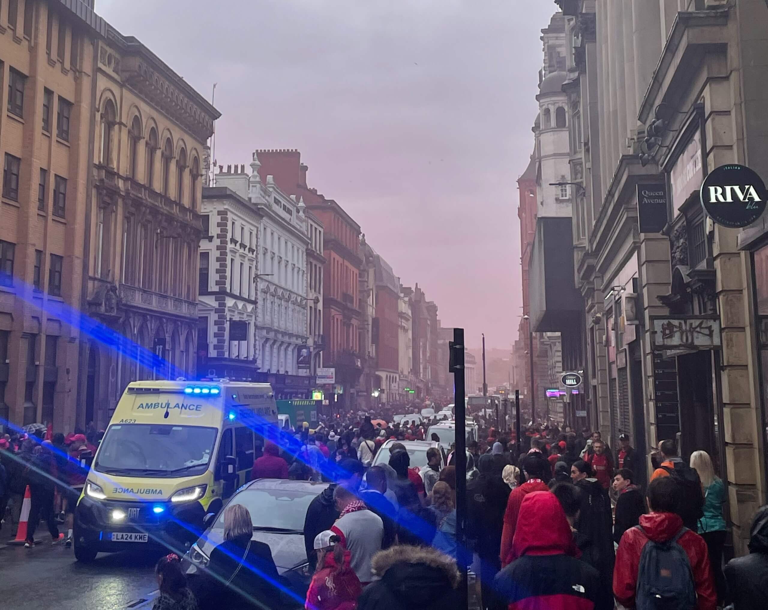 Liverpool para verificar los planes principales de eventos después de que los accidentes de desfile tienen más de 100 lesiones