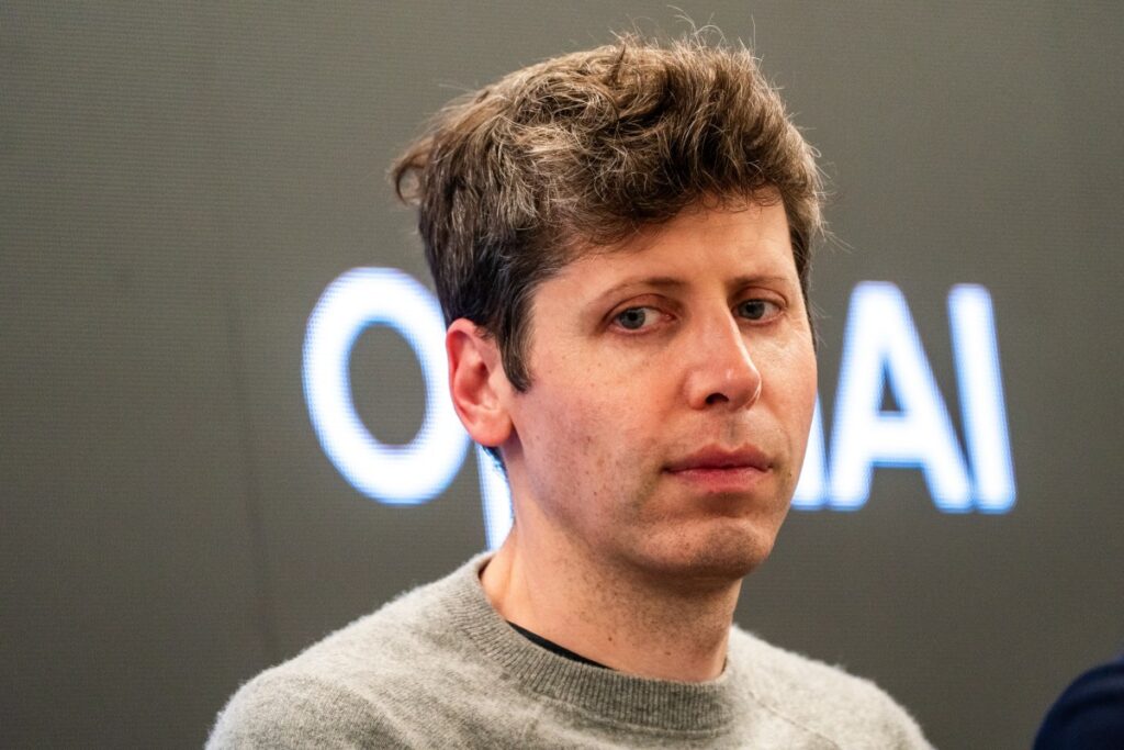 Sam Altman de OpenAI anuncia un acuerdo con el Departamento de Defensa sobre ‘salvaguardias técnicas’