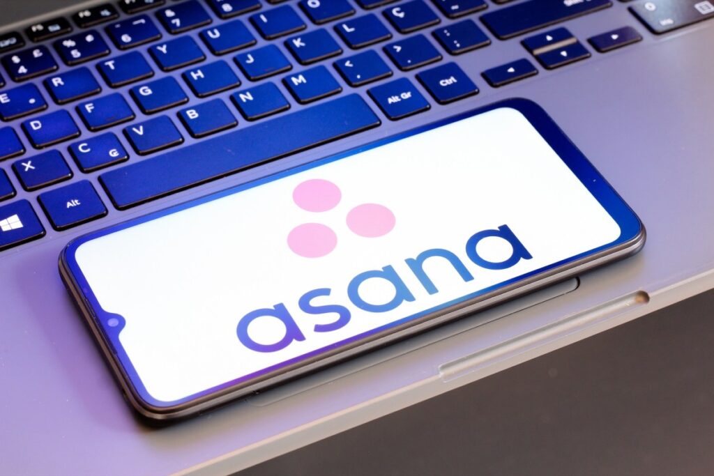 Asana adquiere el creador de agentes sin código StackAI