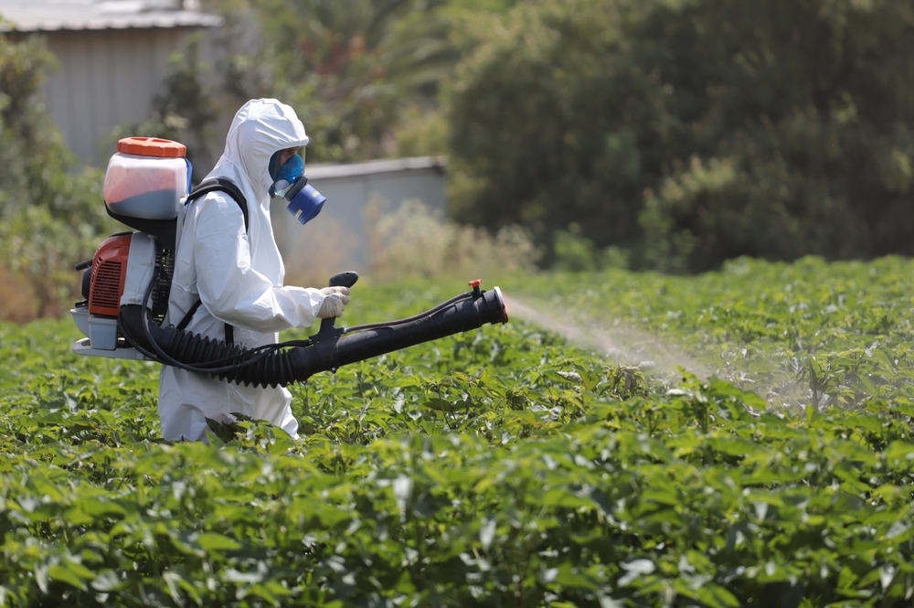 EWG encuentra que los pesticidas PFAS prevalecen en las vías fluviales de California