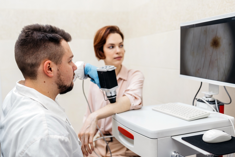 PhotoMel investiga factores que aumentan el riesgo de melanoma en adultos jóvenes