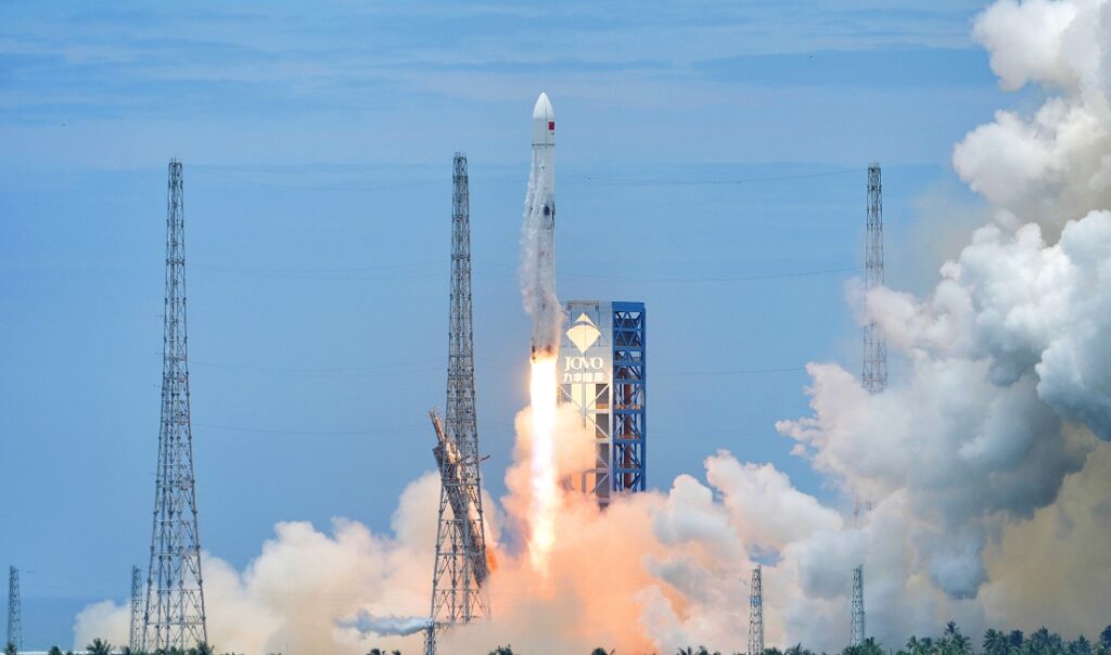 China se está poniendo al día con los cohetes reutilizables de Elon Musk