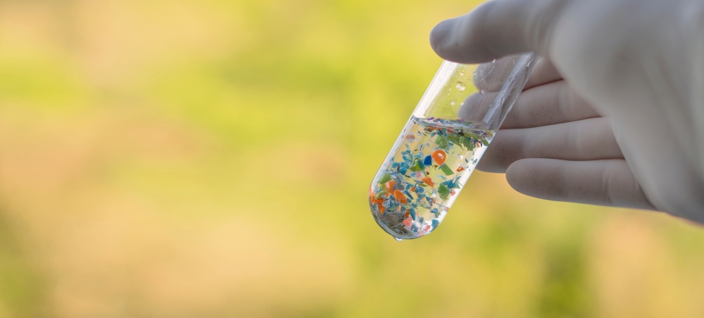 RMIT mejora el tratamiento de aguas residuales con un método de eliminación de microplásticos