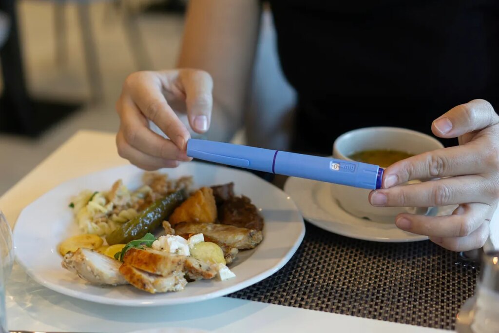 Luces y sombras de la ‘era Ozempic’: el negocio que amenaza el avance contra la obesidad