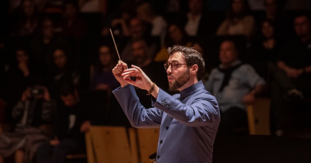 Agustín Tocalini: “Estudiar dirección significa encontrar una manera propia de comunicarse con una orquesta”