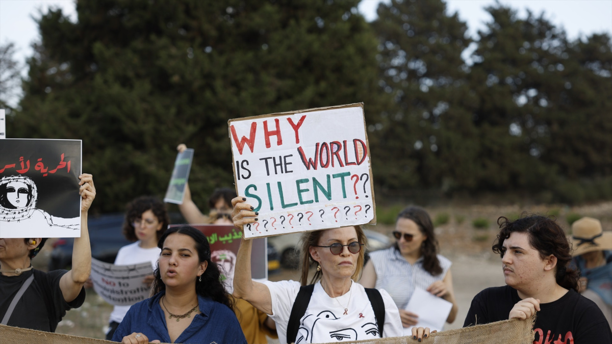 La Justicia internacional fracasa ante Israel: Netanyahu libre y una denuncia de Sudáfrica que no avanza