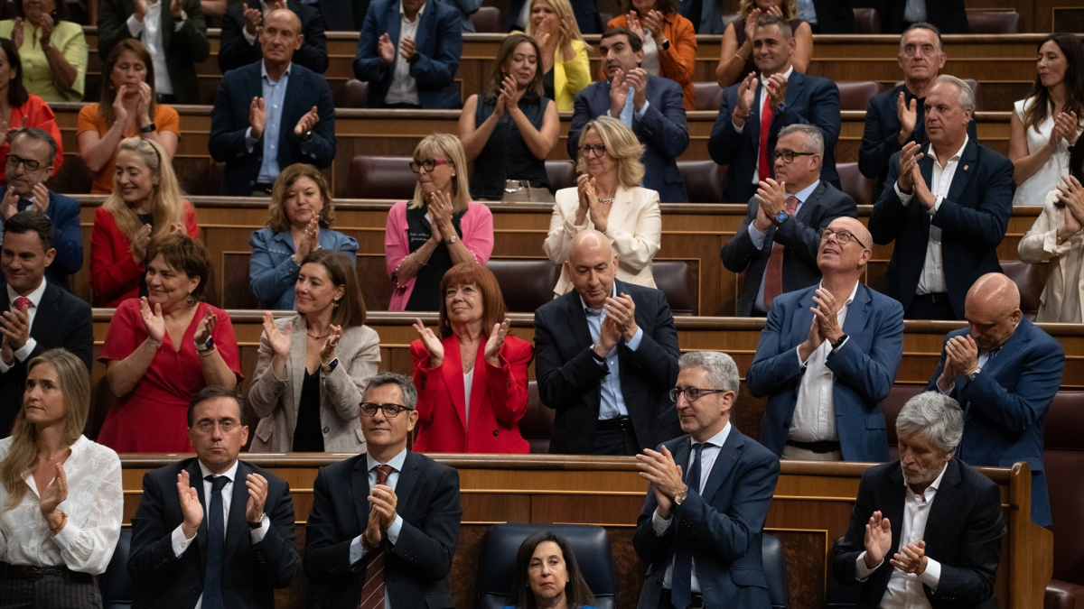 La crisis de Ceuta distancia todavía más a Robles del resto del Gobierno