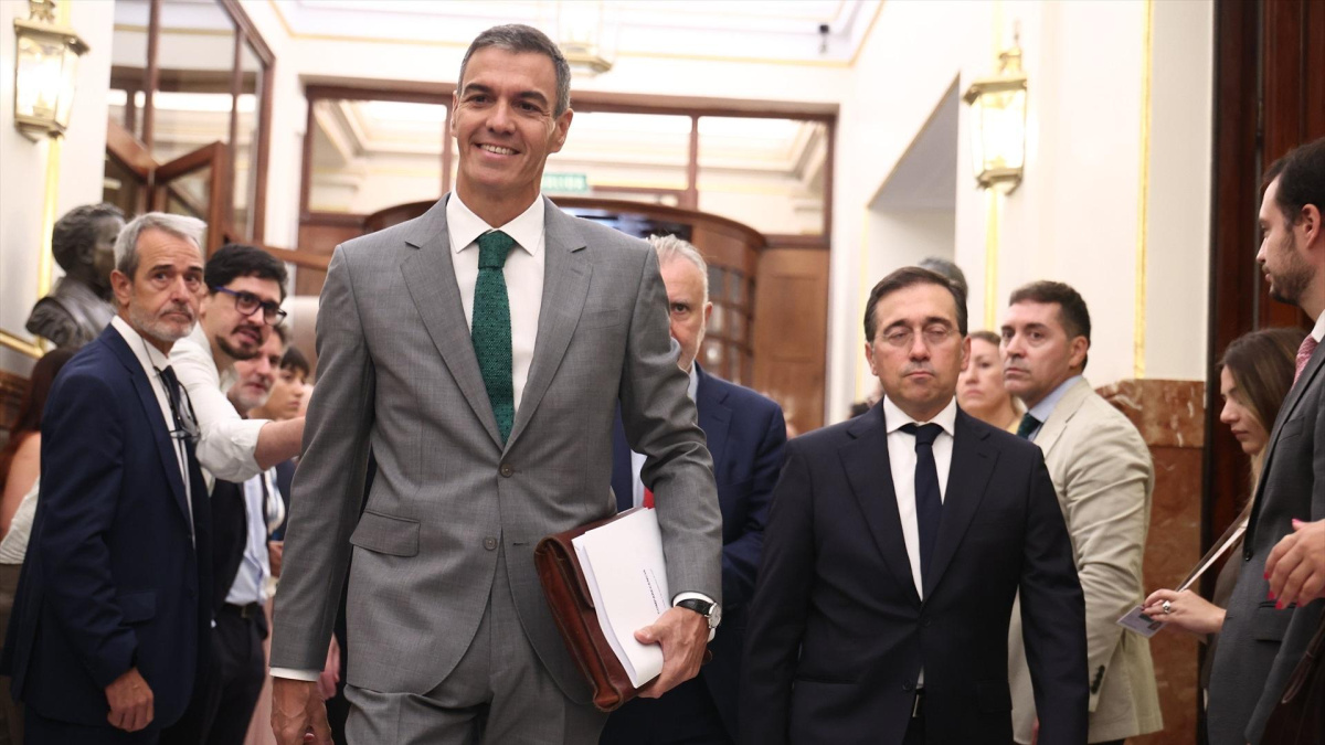 El Gobierno asegura que publicará «todo lo que tiene» sobre Ceuta tras acusarle el PP de recortar los informes