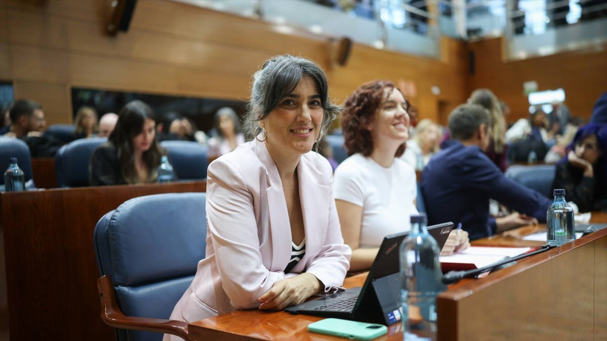 La oposición a Ayuso toma este viernes la palabra con la polémica del ático en la diana