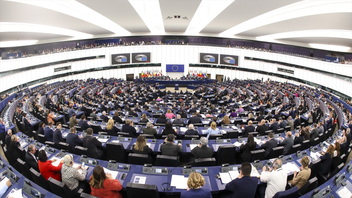 El debate sobre Ceuta llega al Parlamento Europeo mientras Bruselas pide una solución urgente