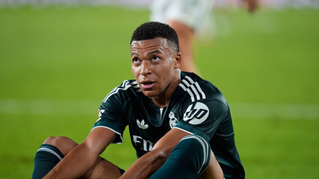 Mbappé aclara que se solidariza con Ceuta pero que quiso «tener un gesto con todos los migrantes que han perdido la vida»