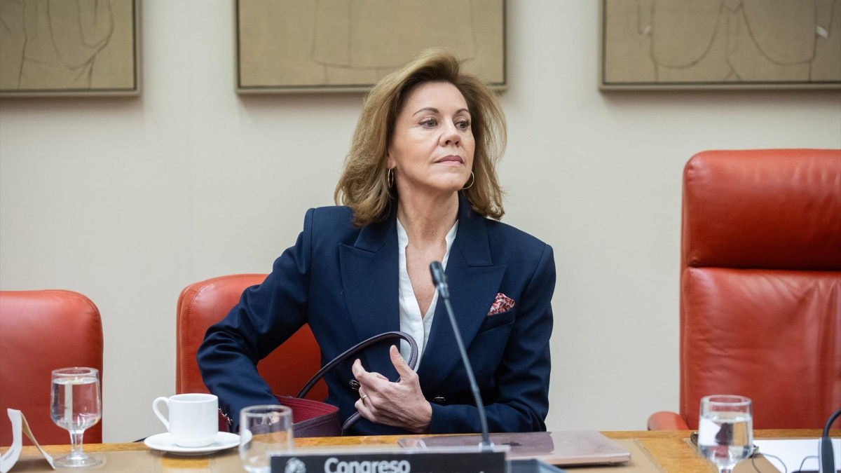 Un nuevo informe policial sobre los diarios de Villarejo compromete a Cospedal