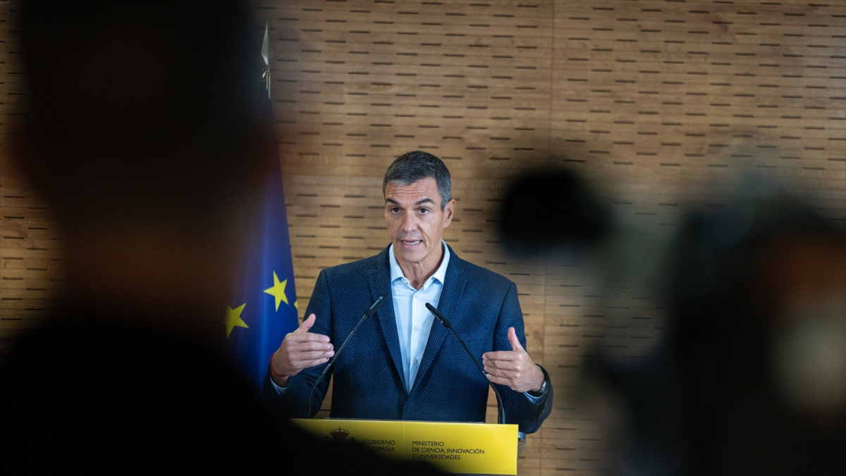 Sánchez se vuelca en EEUU contra los tecno-oligarcas y por la regulación de la IA en pleno debate sobre sus peligros