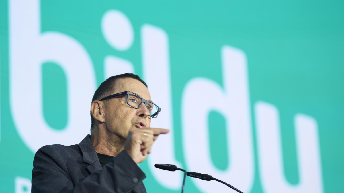 Otegi apela a un acuerdo táctico «entre diferentes» para hacer frente a la extrema derecha