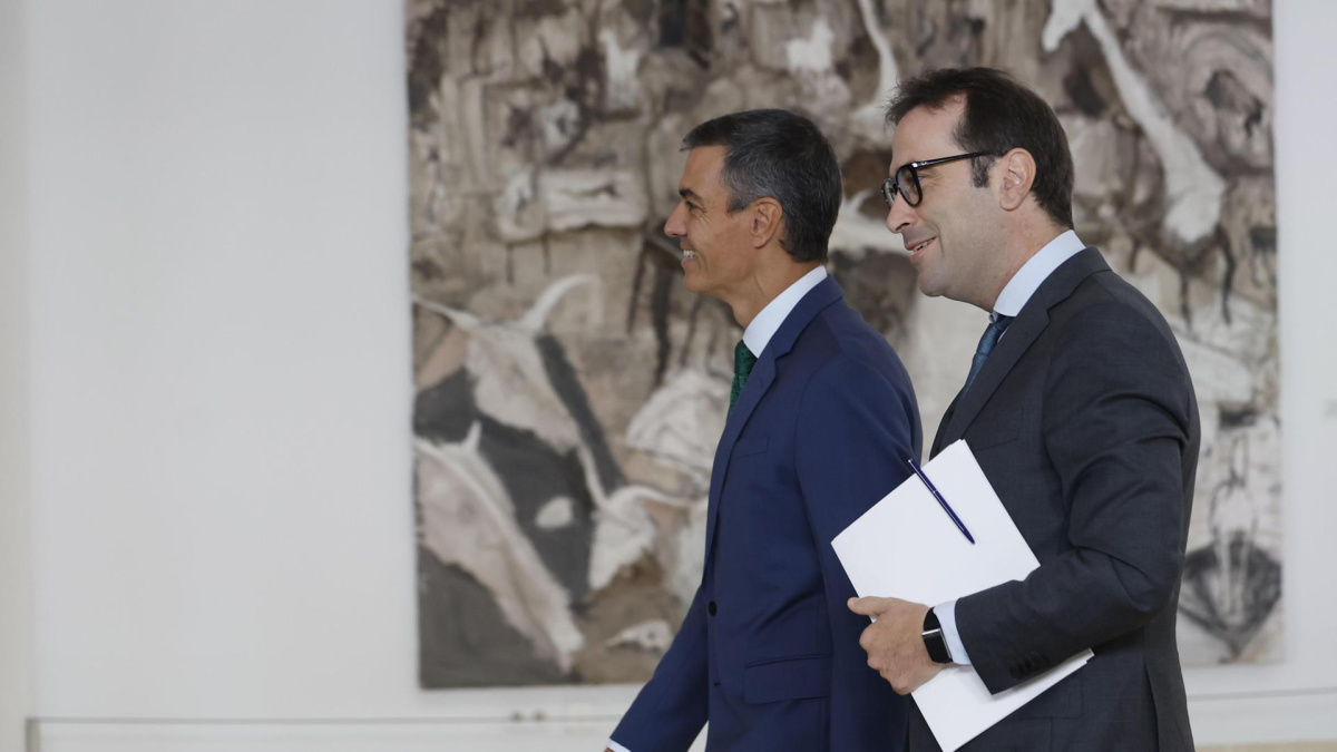 Sánchez convocará a sindicatos y empresarios en octubre para un «gran acuerdo de país» ante los riesgos de la IA