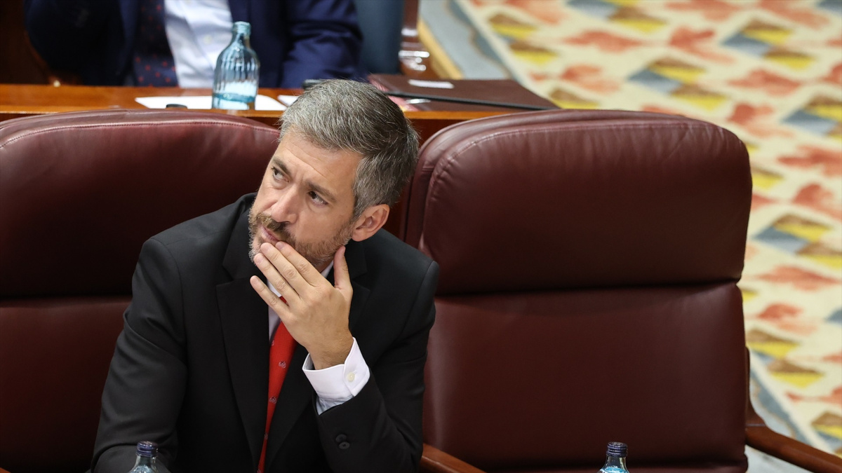 El Gobierno de Ayuso sigue sin desvelar quién dio la orden de compra del ático ni por qué se eligió el de Chamberí