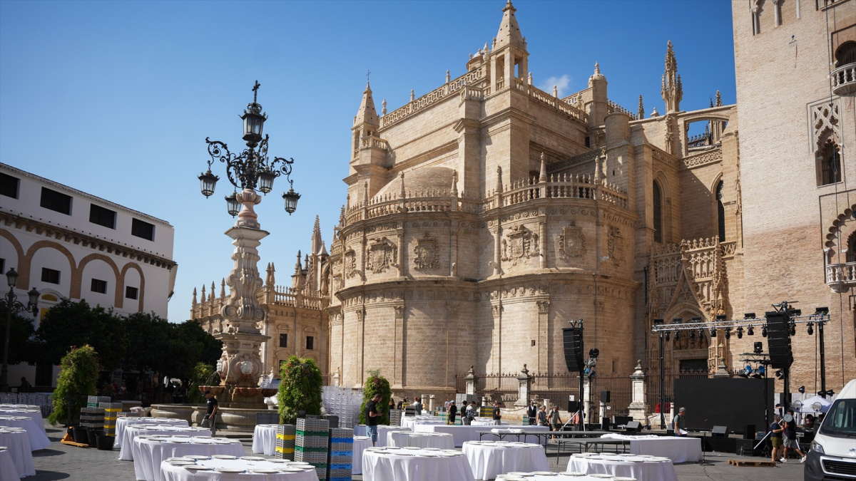 La Justicia indaga si hubo prevaricación en la gala a los pies de la Giralda a la que Vox y PP destinaron 36.000 euros de dinero público