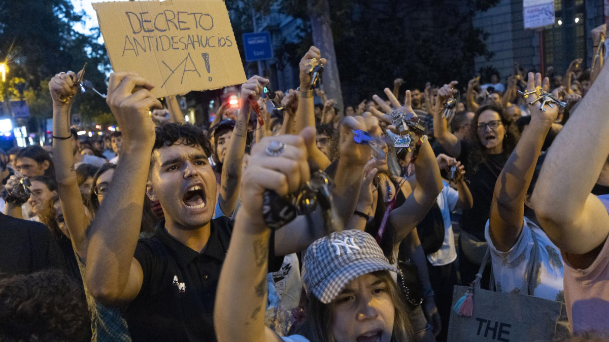 Maricarmen pone rostro al bloqueo de las medidas sobre vivienda: la derecha frenó el decreto antidesahucios y el Gobierno intenta recuperar ahora la iniciativa