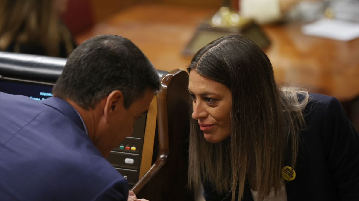 Junts negocia con el Gobierno suspender los desahucios en pisos de fondos de inversión