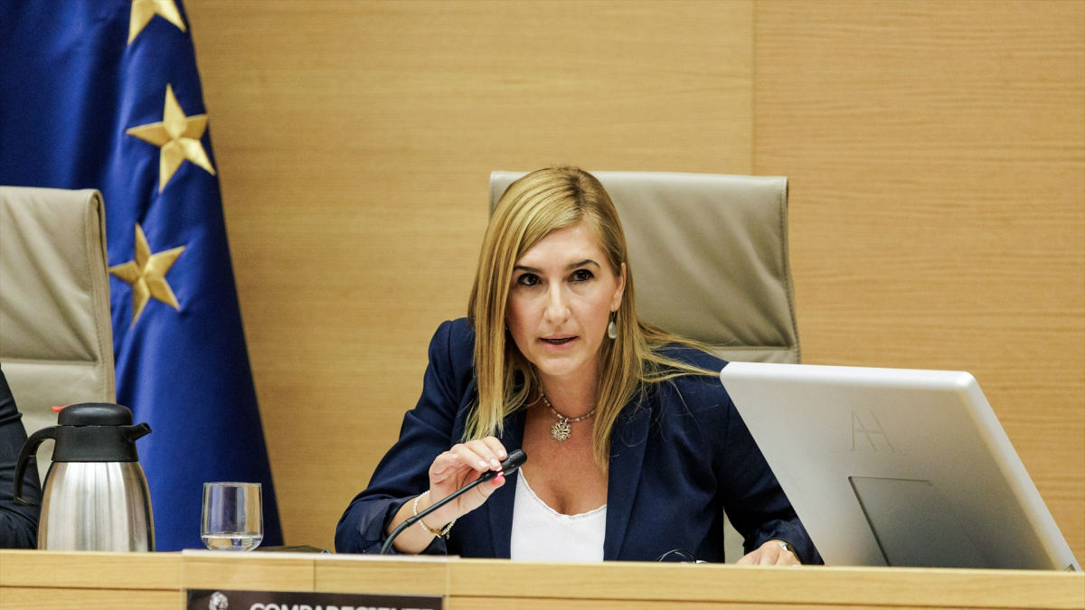 Salomé Pradas dice que no quiere «tapar a nadie» y pone a disposición del Congreso el audio del Es-Alert