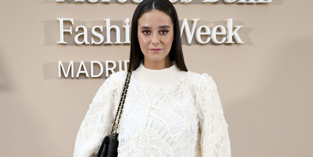 Victoria Federica, ideal con el look de entretiempo perfecto con vaqueros blancos