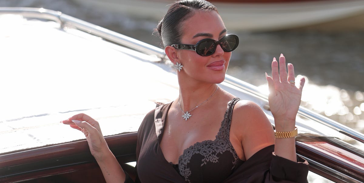 Georgina o cómo dejar huella en el Festival de Venecia con sujetador lencero