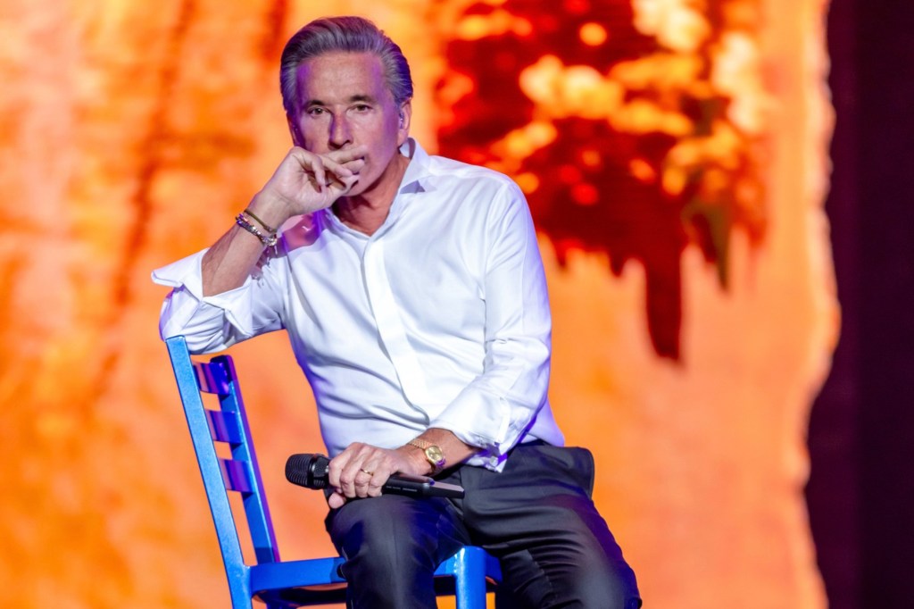Ricardo Montaner es No. 1 en Latin Airplay con ‘Para Que Seas Feliz’