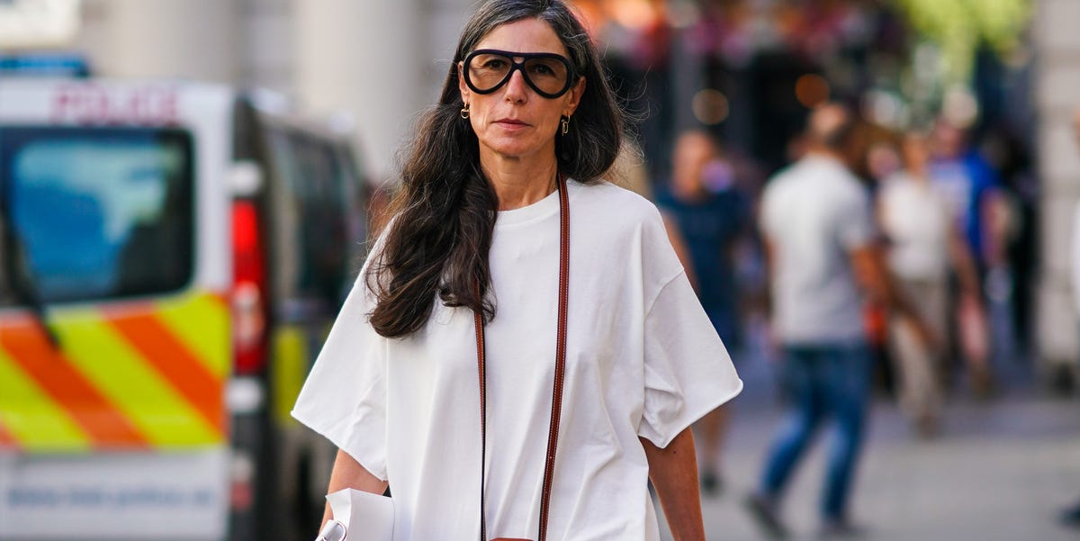 5 conjuntos fluidos de Zara que arrasan entre las mujeres de 50 y 60 más sofisticadas