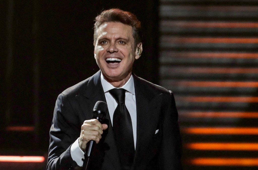 Luis Miguel regresará a los escenarios en 2027 con una nueva gira