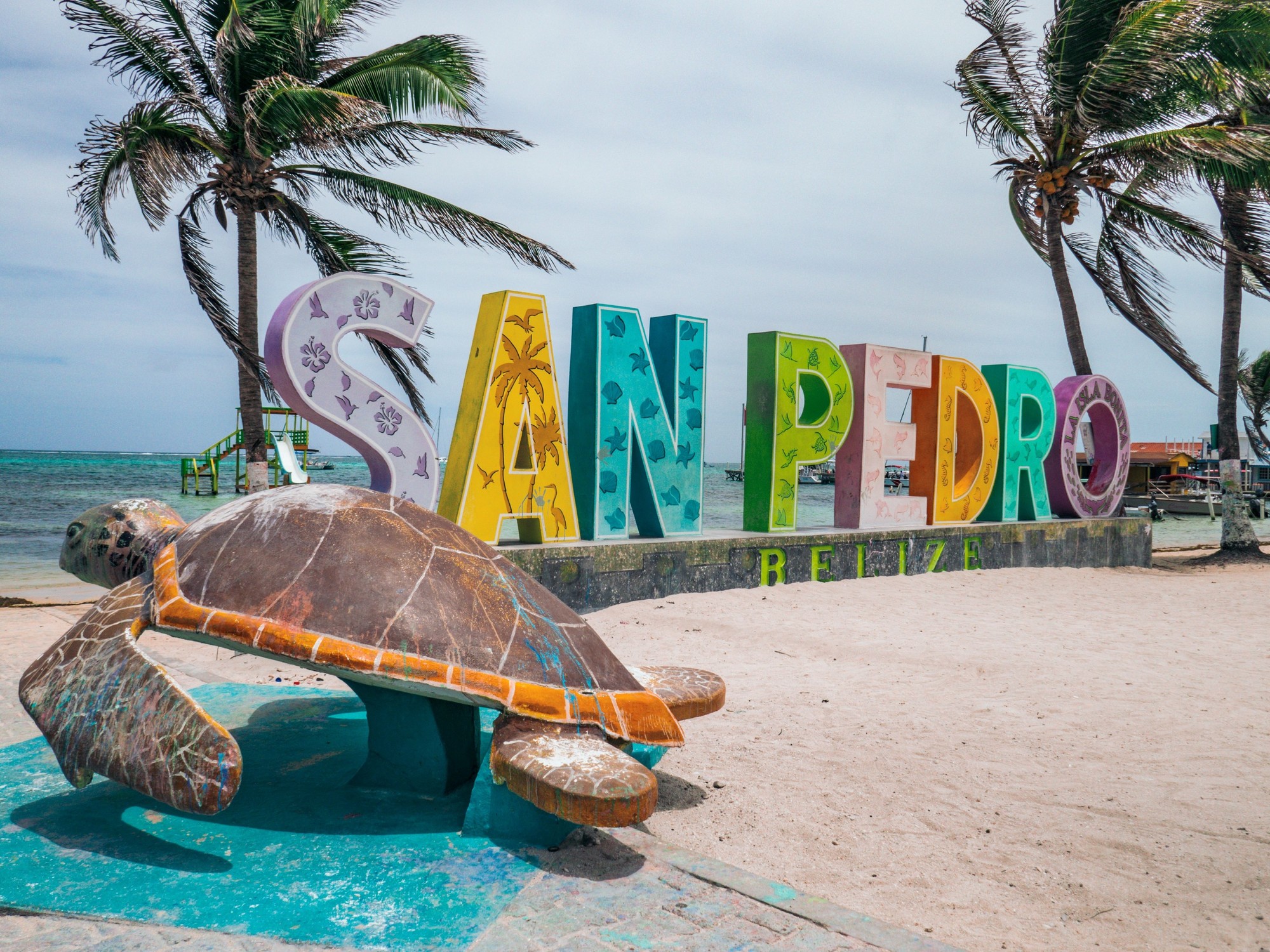 Cómo es San Pedro, «la isla bonita» del mar Caribe que se hizo famosa por la canción de Madonna