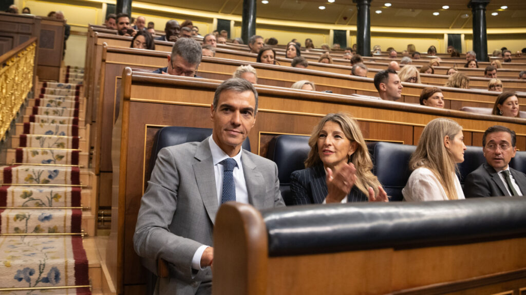 Sánchez decide este lunes si lleva a las urnas la indignación por el bloqueo de la derecha a las medidas sobre vivienda