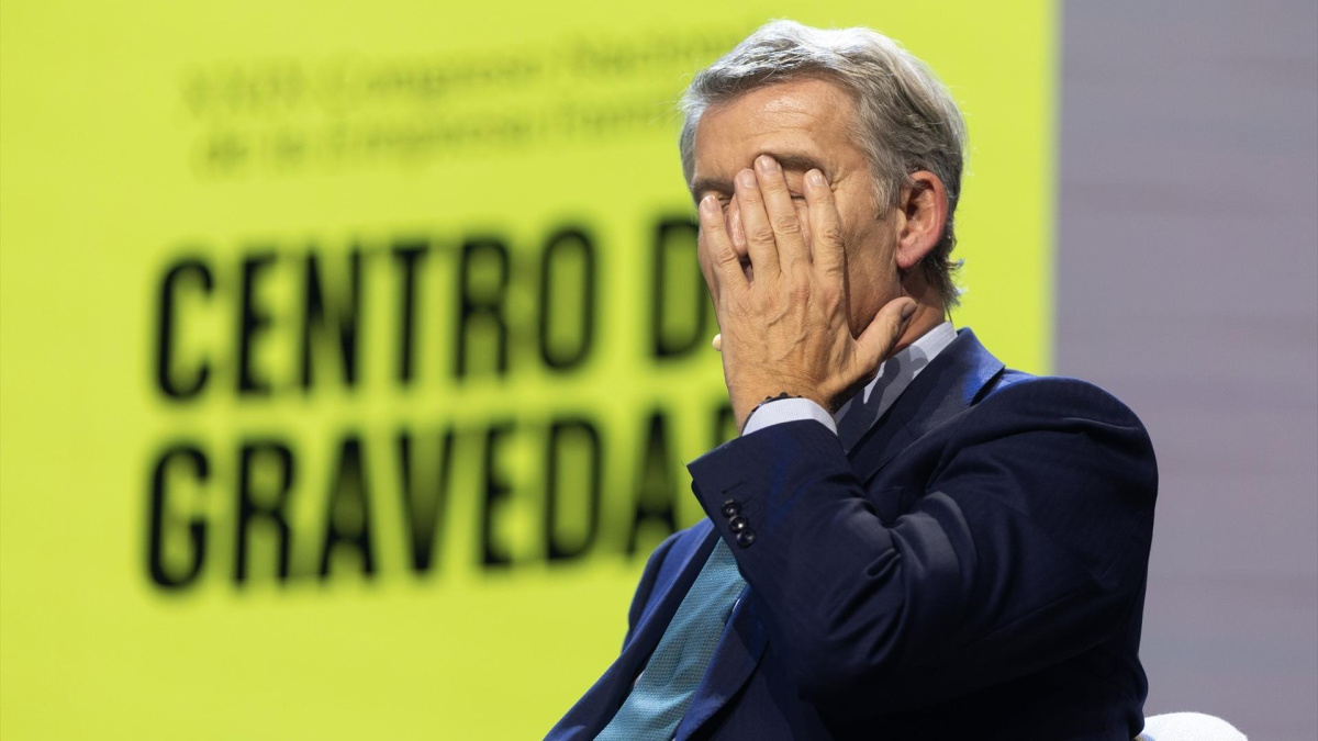El precedente que teme el PP: todos los sondeos daban mayoría absoluta a las derechas en 2023