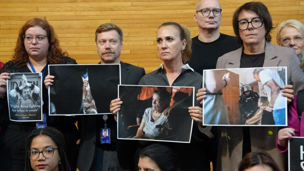 PP y Vox se retratan con su boicot a los minutos de silencio por Maricarmen y la izquierda les acusa de falta de humanidad