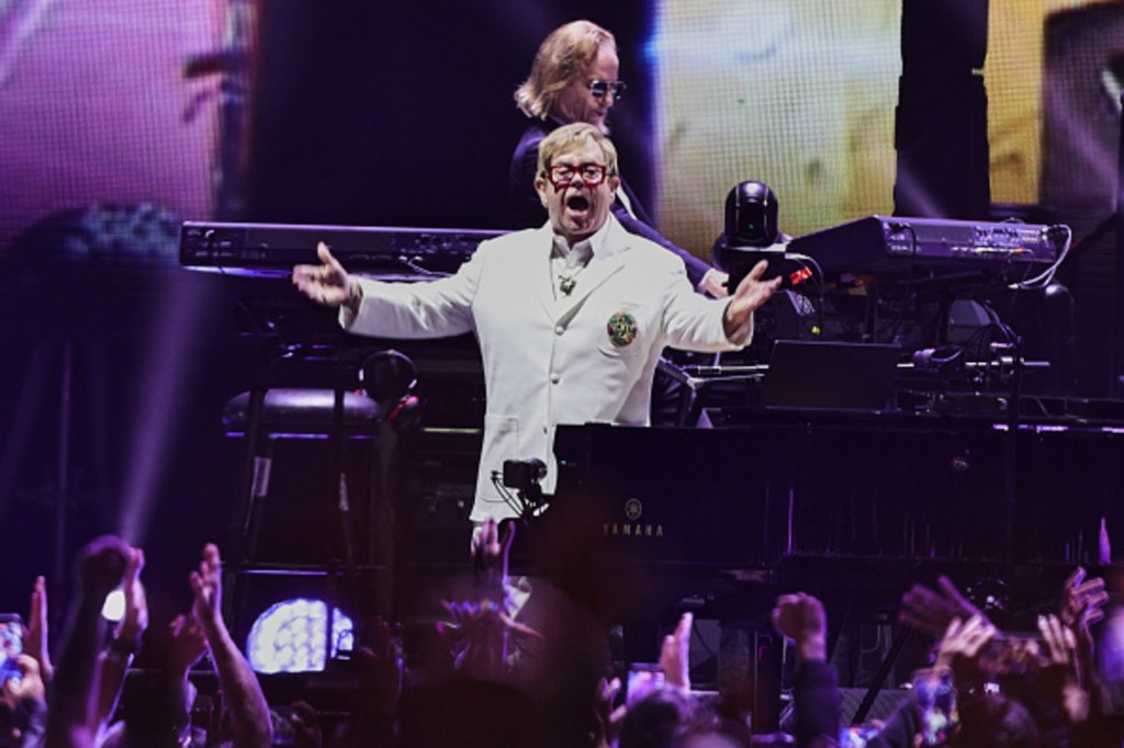 Elton John se despide de los escenarios en México: Mejores momentos
