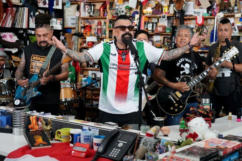 Panteón Rococó lleva a Tiny Desk lucha pro inmigrante