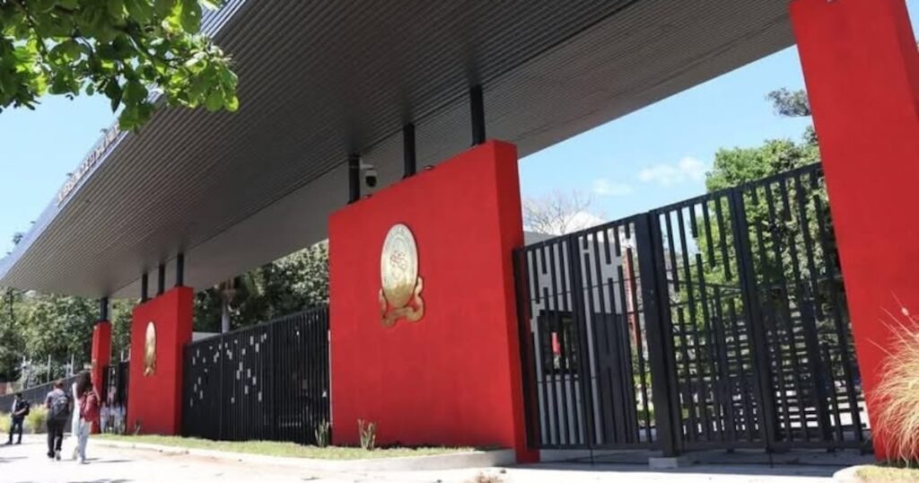 Universidad de El Salvador prevé abrir 11 mil cupos para estudiantes de nuevo ingreso en el primer ciclo de 2027